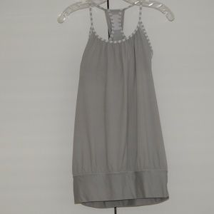 Lululemon tank  size 6